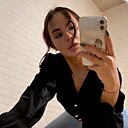 Знакомства: Оля, 25 лет, Москва