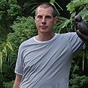 Знакомства: Анатолий, 32 года, Саратов