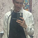 Знакомства: Илья, 23 года, Верхняя Салда
