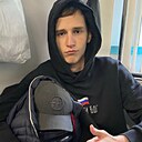 Знакомства: Алекс, 19 лет, Москва