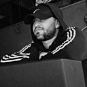 Знакомства: Руслан, 28 лет, Магнитогорск