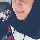 Знакомства: Максим, 24 года, Владимир