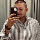 Знакомства: Евгений, 27 лет, Магнитогорск