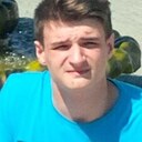 Знакомства: Артем, 21 год, Дятьково