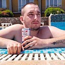 Знакомства: Юрий, 28 лет, Черноморск