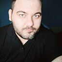 Знакомства: Iulian, 29 лет, Roșiorii De Vede