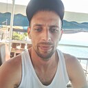 Знакомства: Артём, 39 лет, Первоуральск