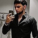 Знакомства: Макс, 26 лет, Кривой Рог