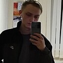 Знакомства: Евгений, 25 лет, Тюмень