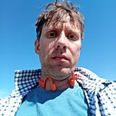 Знакомства: Валерий, 37 лет, Балаково