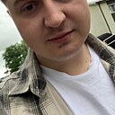 Знакомства: Максим, 24 года, Узловая