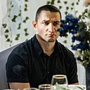 Знакомства: Олег, 41 год, Калуга