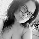 Знакомства: Евгения, 27 лет, Усолье-Сибирское