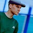 Знакомства: Миша, 21 год, Москва