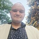 Знакомства: Юрик, 32 года, Кореновск