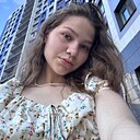 Знакомства: Даша, 19 лет, Санкт-Петербург