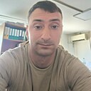 Знакомства: Иван, 31 год, Керчь