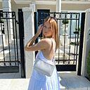 Знакомства: Оля, 33 года, Бронницы