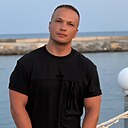 Знакомства: Максим, 31 год, Магнитогорск