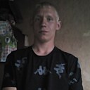 Знакомства: Виктор, 22 года, Кизел
