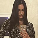 Знакомства: Лили, 25 лет, Луганск