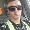 Знакомства: Роман, 26 лет, Артем