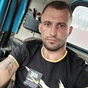 Знакомства: Максим, 36 лет, Бодайбо