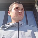 Знакомства: Виталий, 25 лет, Саянск