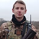 Знакомства: Кирилл, 23 года, Сумы