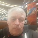 Знакомства: Виктор, 43 года, Ярцево