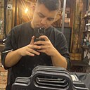 Знакомства: Максим, 21 год, Москва