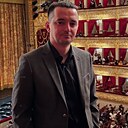 Знакомства: Артем, 35 лет, Москва