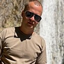 Знакомства: Миша, 30 лет, Нижний Тагил