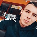 Знакомства: Валерий, 27 лет, Ужур