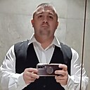 Знакомства: Adrian, 39 лет, Единцы