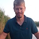 Знакомства: Виктор, 32 года, Темрюк