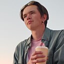 Знакомства: Дмитрий, 21 год, Соликамск