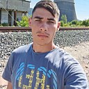 Знакомства: Andrei, 21 год, Deva