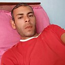 Знакомства: Claudiu, 40 лет, Buzău