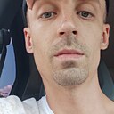 Знакомства: Максим, 31 год, Морозовск