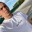 Знакомства: Максим, 27 лет, Людиново