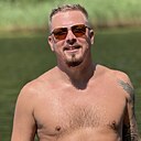 Знакомства: Александр, 32 года, Тосно