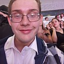 Знакомства: Максим, 22 года, Тихвин