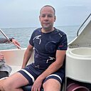 Знакомства: Илья, 38 лет, Братск