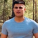 Знакомства: Макс, 32 года, Пятигорск