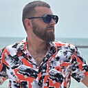 Знакомства: Виктор, 32 года, Енакиево