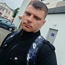 Знакомства: Валерий, 26 лет, Островец