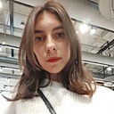 Знакомства: Ксения, 22 года, Хабаровск