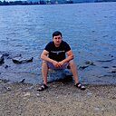 Знакомства: Руслан, 35 лет, Нижний Тагил
