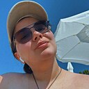 Знакомства: Алина, 27 лет, Москва